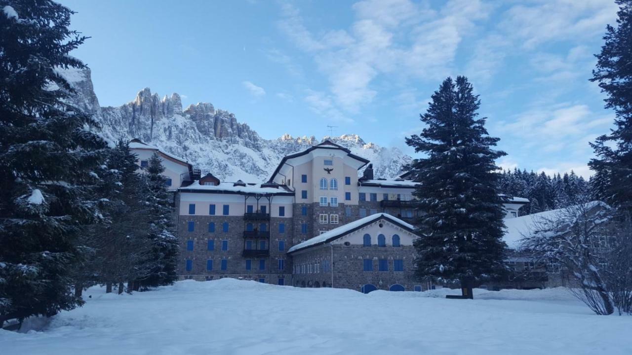 Residence Grand Hotel Carezza Nova Levante Exteriör bild